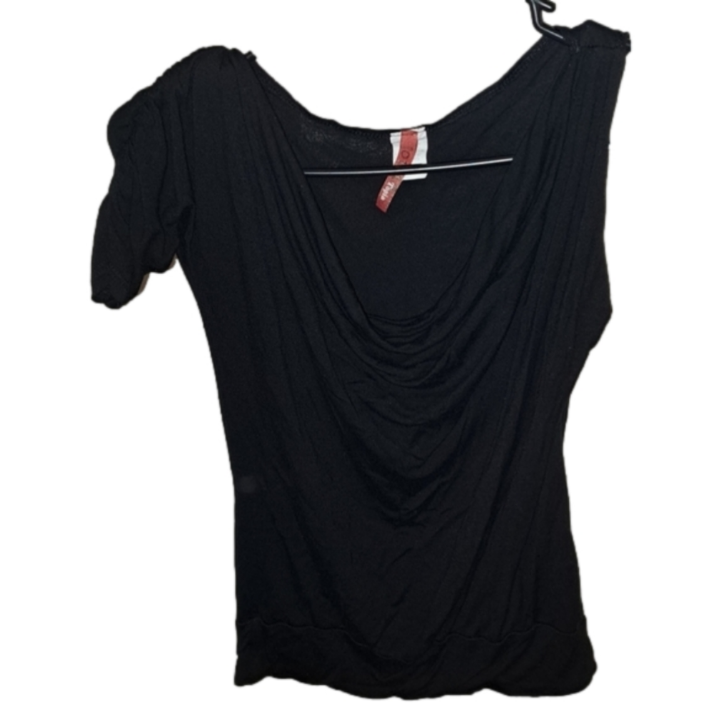 TOPIA women's one sleeve blouse. sz S